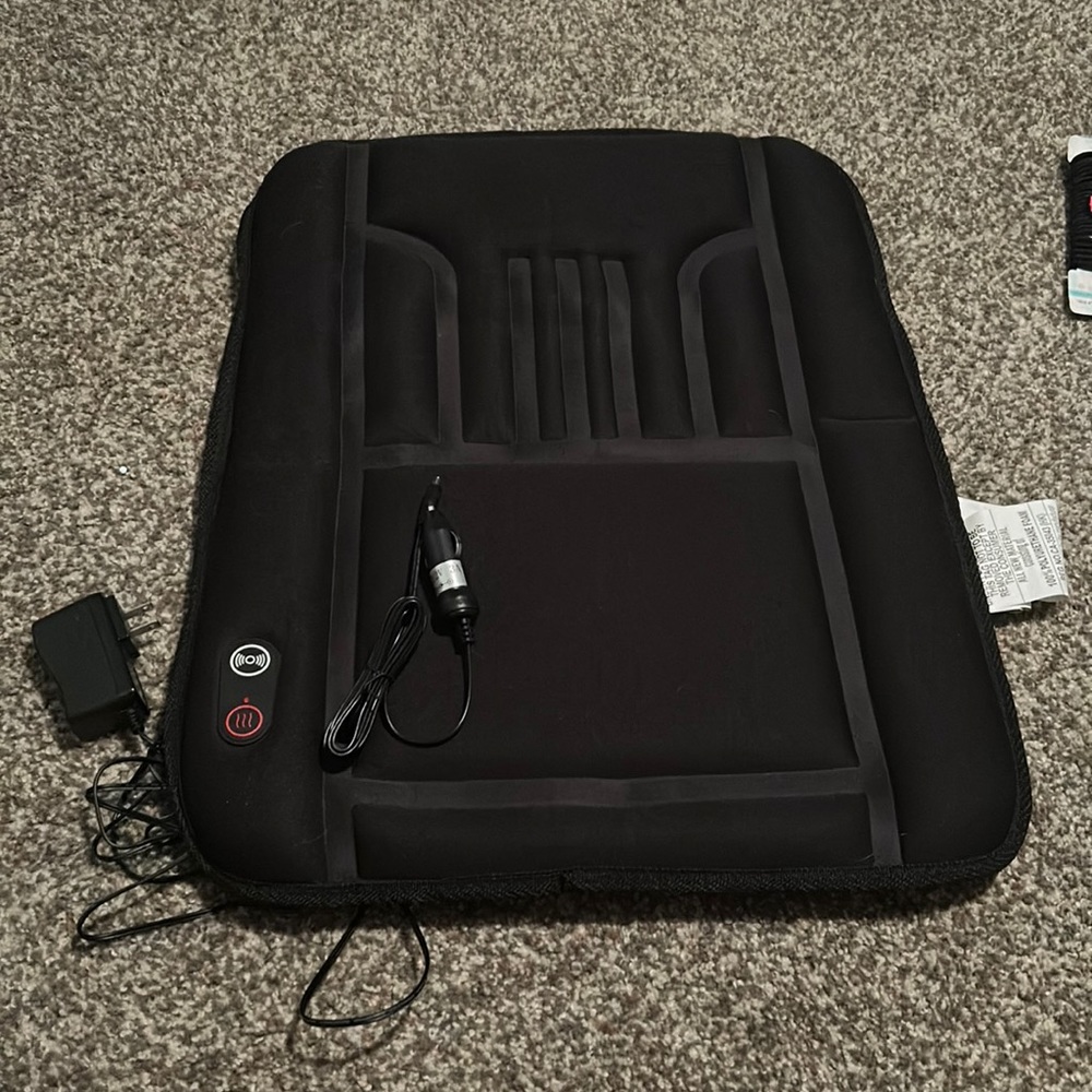 Back massager with heat, able to be used in car and home